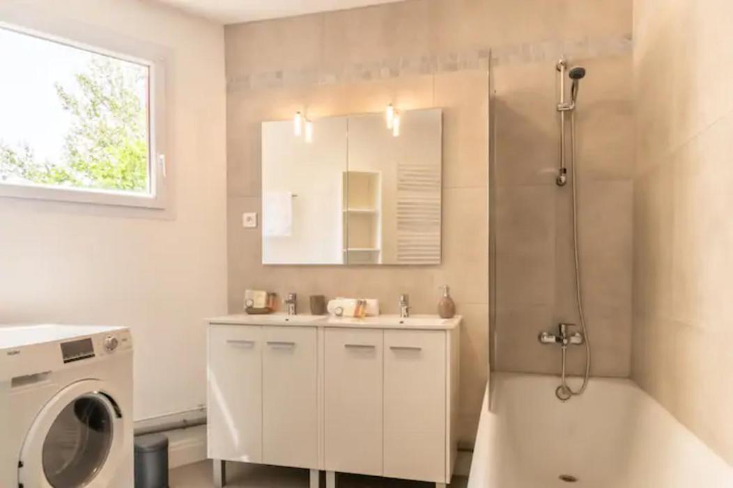 Lumineux Et Agreable - Proche Hyper Centre - Wifi Gratuit Appartement Avignon