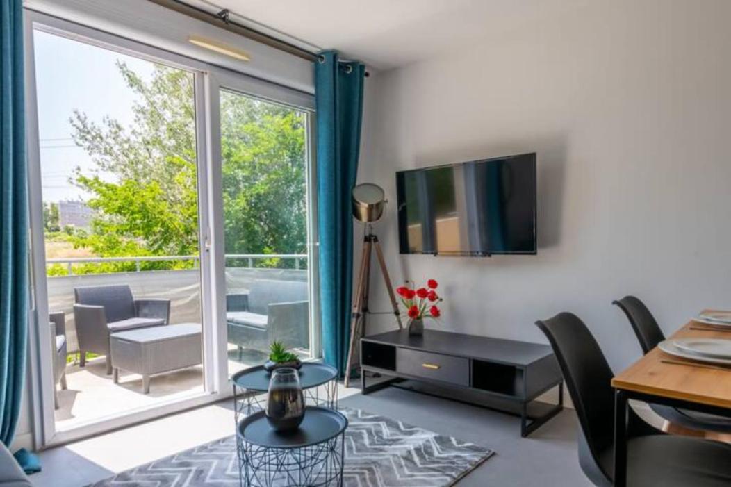 Lumineux Et Agreable - Proche Hyper Centre - Wifi Gratuit